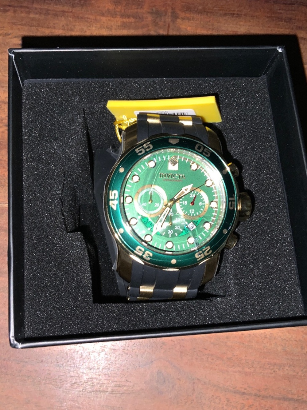 Invicta Chronograph Men's Diver Quartz Chronograph Date Green Dial Gold Case